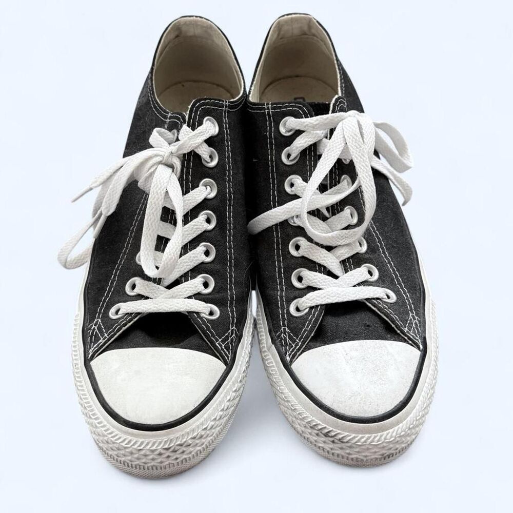 Converse Chuck Taylor Shoes